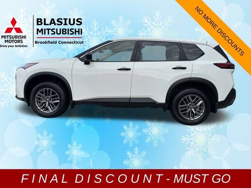 Used 2021 Nissan Rogue S image 6