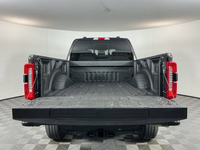 Used 2025 Ford F350 King Ranch AWD/4WD image 7