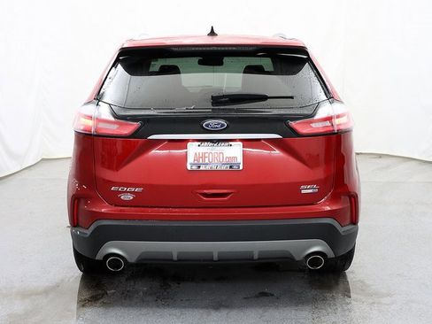 Used 2020 Ford Edge SEL w/ Convenience Package image 6