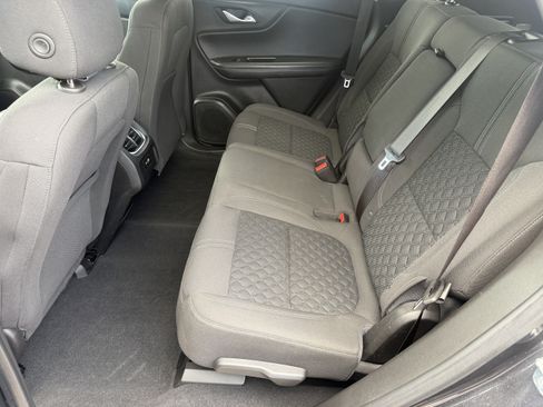 Used 2022 Chevrolet Blazer LT FWD image 24