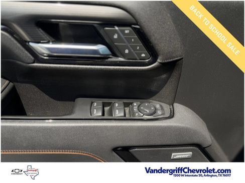 Used 2025 GMC Sierra 2500 AT4 AWD/4WD image 22
