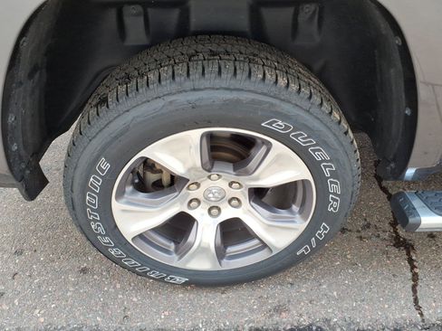 Used 2021 RAM 1500 Laramie AWD/4WD image 21