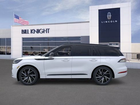 New 2025 Lincoln Aviator Black Label w/ Black Label Special Edition image 3