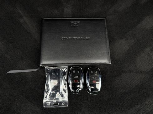 Used 2020 Bentley Continental GT V8 AWD/4WD image 37