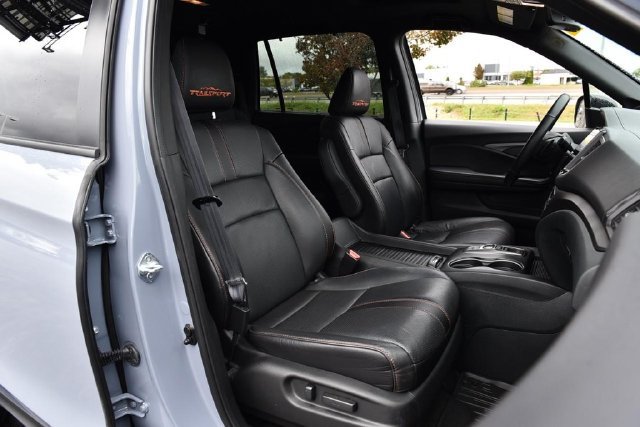 Used 2023 Honda Passport TrailSport image 25