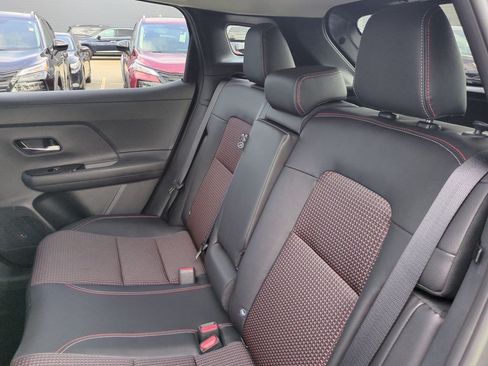 New 2026 Nissan Kicks SR FWD image 29