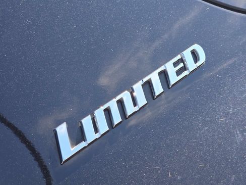 Used 2013 Toyota 4Runner Limited AWD/4WD image 11