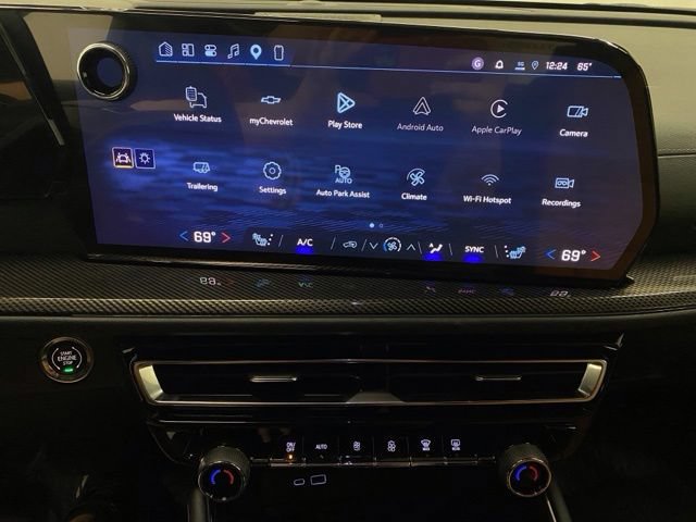 New 2027 Chevrolet Traverse Z71 w/ Enhanced Driving Package AWD/4WD image 39