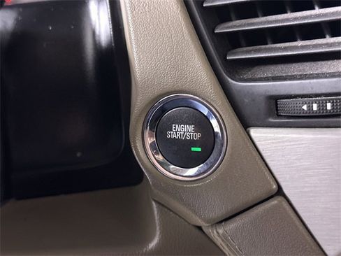 Used 2015 GMC Yukon SLT image 17