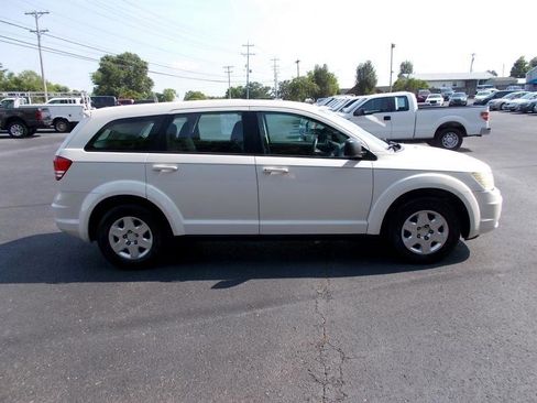 Used 2009 Dodge Journey SE image 12