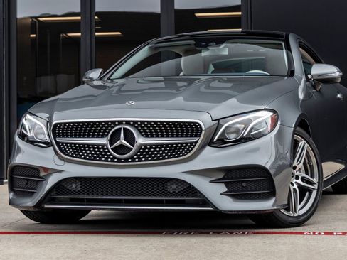 Used 2018 Mercedes-Benz E 400 Coupe image 3