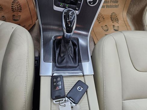 Used 2015 Volvo XC60 T5 Premier FWD image 34