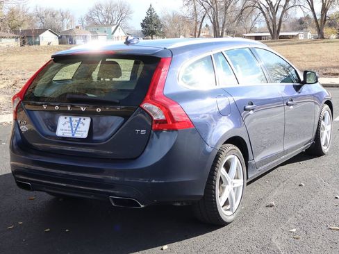 Used 2015 Volvo V60 T5 Premier image 5