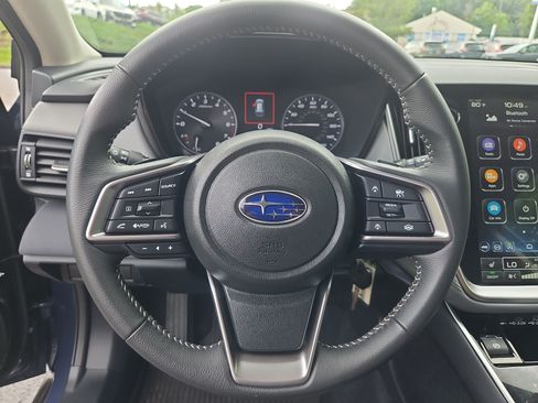 Certified 2025 Subaru Outback Premium AWD/4WD image 18