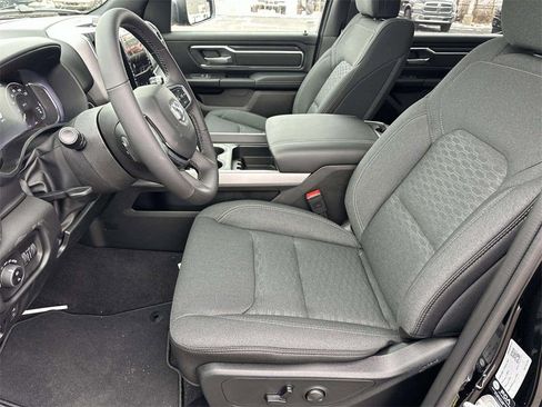 New 2026 RAM 1500 4x4 Crew Cab image 10