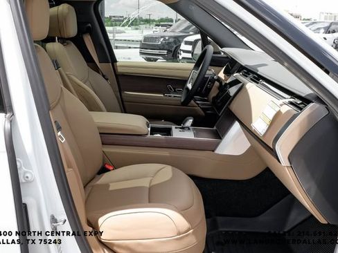 New 2026 Land Rover Range Rover SE AWD/4WD image 38