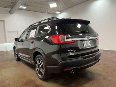 Used 2023 Subaru Ascent Limited AWD/4WD image 28