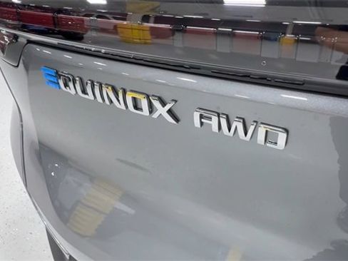 New 2026 Chevrolet Equinox EV LT image 6