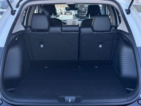 New 2026 Honda HR-V EX-L image 10