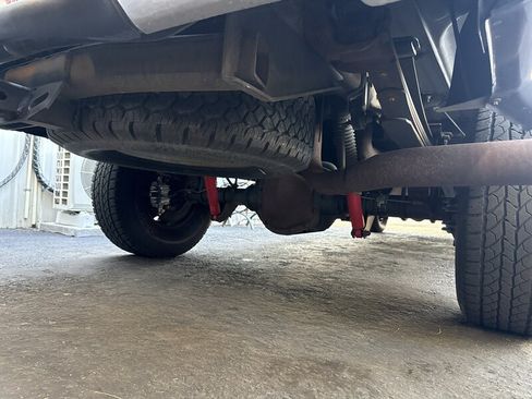 Used 2004 Ford F350 XLT AWD/4WD image 9