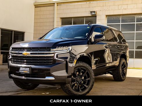 Used 2022 Chevrolet Tahoe LT w/ Luxury Package image 5