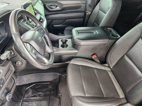 Used 2022 Chevrolet Tahoe Z71 w/ Luxury Package AWD/4WD image 13
