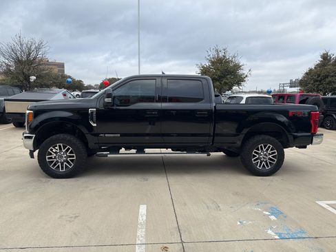 Used 2017 Ford F250 Lariat w/ Lariat Ultimate Package image 3