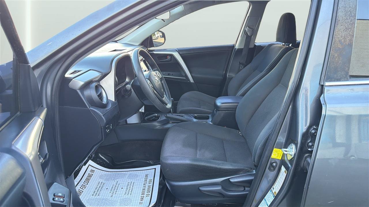 Used 2016 Toyota RAV4 LE AWD/4WD image 11