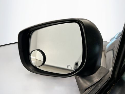 Used 2022 Subaru Forester Premium image 16