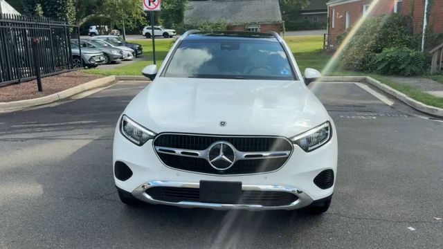 Used 2026 Mercedes-Benz GLC 300 4MATIC image 5