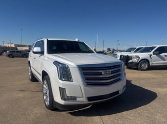 Used 2017 Cadillac Escalade Platinum video 2
