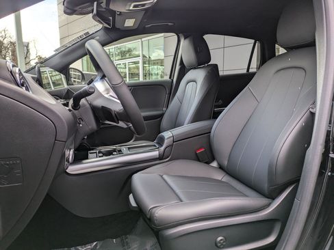 New 2025 Mercedes-Benz GLA 250 4MATIC image 13