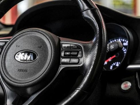 Used 2016 Kia Optima SX image 18