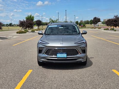 Used 2024 Buick Encore GX Avenir w/ Avenir Technology Package AWD/4WD image 9