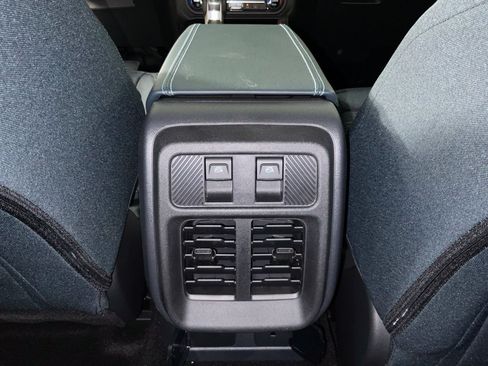 New 2026 Ford Bronco Heritage Edition AWD/4WD image 17