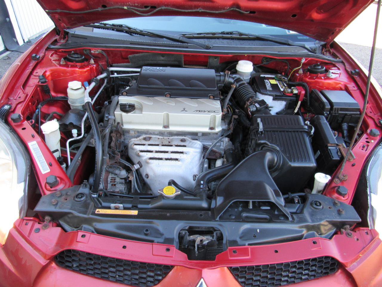 Used 2008 Mitsubishi Eclipse SE FWD image 13