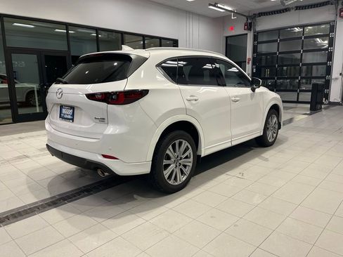 Used 2023 MAZDA CX-5 Signature image 10