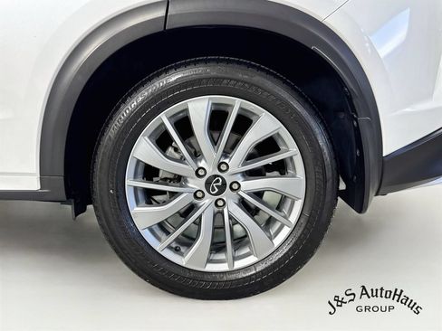 Used 2023 INFINITI QX50 Luxe AWD/4WD image 38