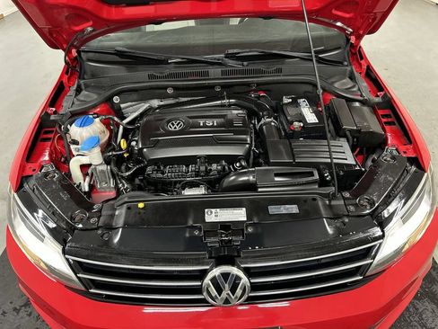 Used 2016 Volkswagen Jetta Sport FWD image 24