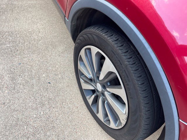 Used 2019 Buick Encore Essence AWD/4WD image 9