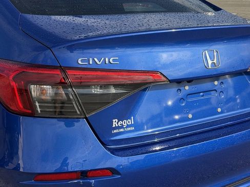 Used 2024 Honda Civic Sport image 11