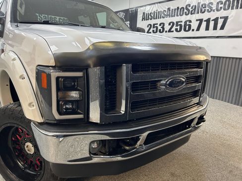 Used 2010 Ford F250 Lariat AWD/4WD image 2