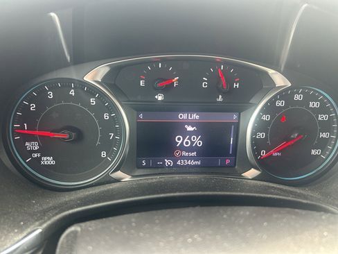 Used 2023 Chevrolet Equinox Premier FWD image 22