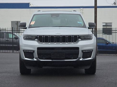 Used 2022 Jeep Grand Cherokee L Limited w/ Luxury Tech Group II image 8