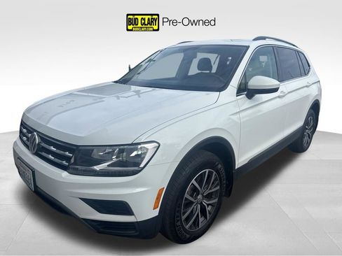 Used 2020 Volkswagen Tiguan SE image 1