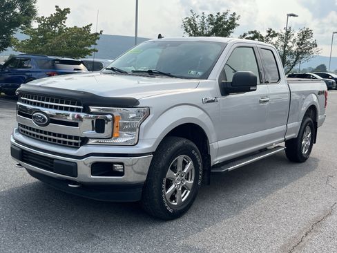 Used 2019 Ford F150 XLT w/ Equipment Group 301A Mid AWD/4WD image 10