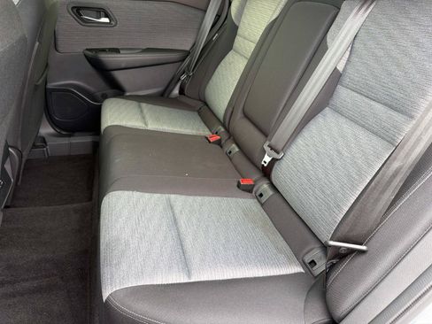 Used 2023 Nissan Rogue SV FWD image 20