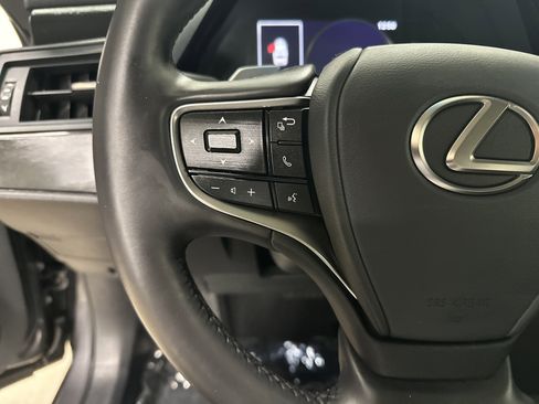 Certified 2023 Lexus ES 350 w/ Premium Package image 19