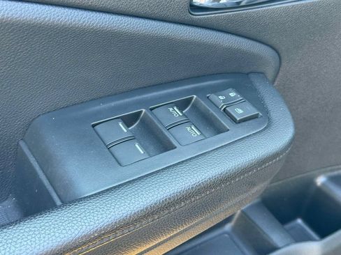 Used 2021 Honda Pilot Special Edition image 14