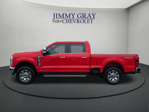 Used 2023 Ford F250 Lariat w/ Chrome Package AWD/4WD image 2